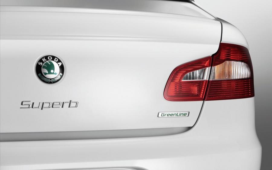  Skoda Superb GreenLine 2008 года  (фото 15 из 30)